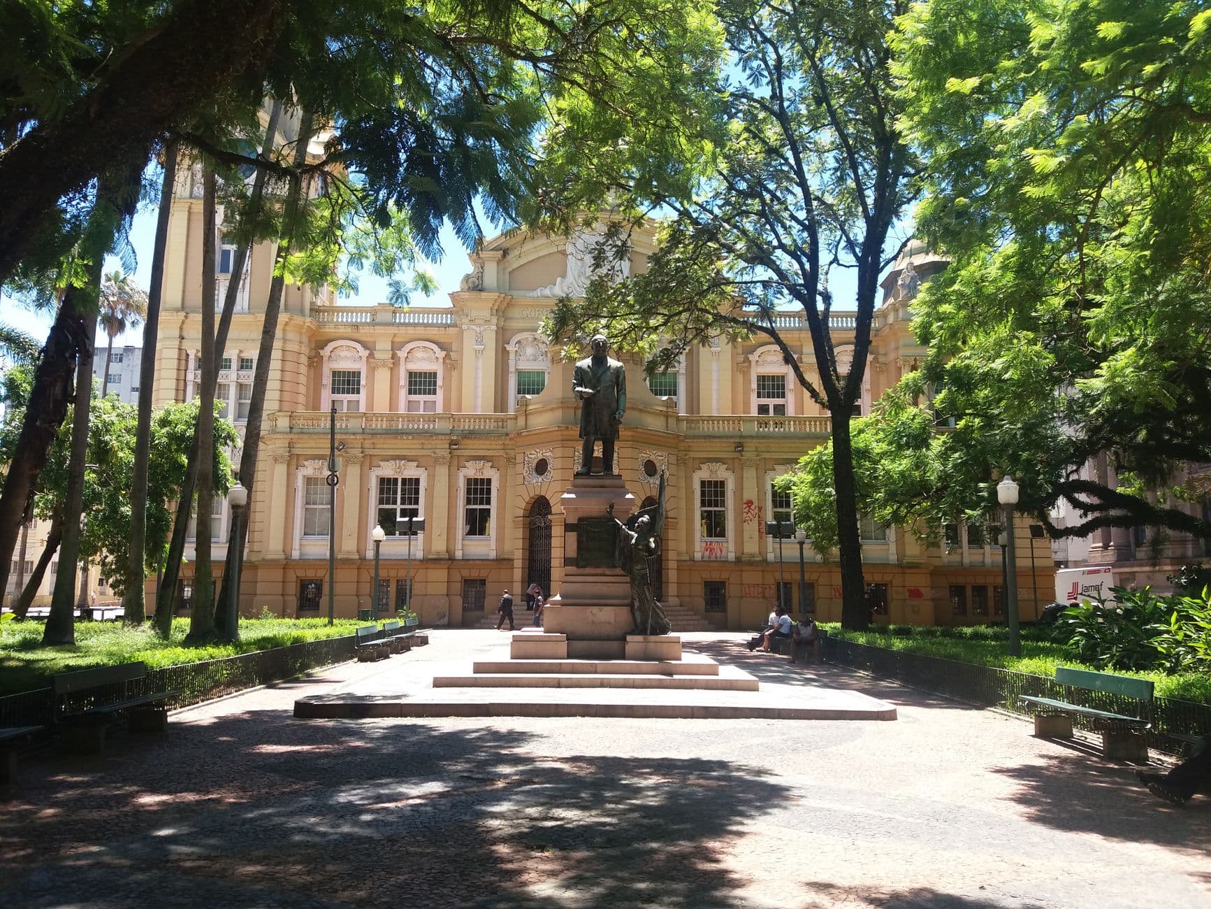 aulasdeia.com cover image for Curso de IA em Porto Alegre: como escolher em 2026. Photo by Maria Lucia P. Sampaio on Pexels.