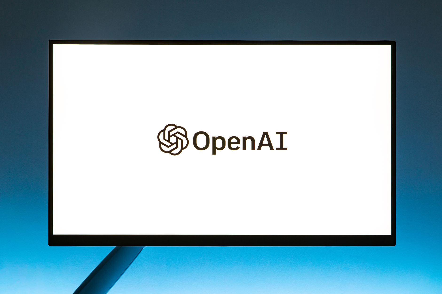 Asistente de inteligencia artificial en una pantalla de trabajo